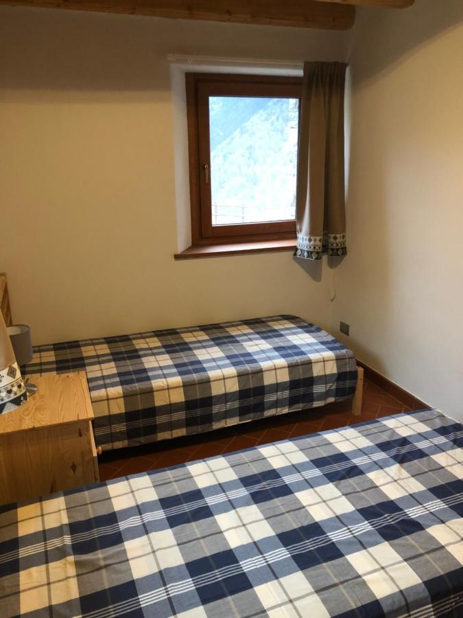 Ferienwohnung Le Bouvier Doues Exterior foto